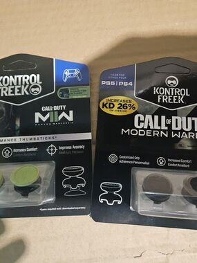 KontrolFreek Call of Duty Modern Warfare Thumbstick Covers - Green & Black
